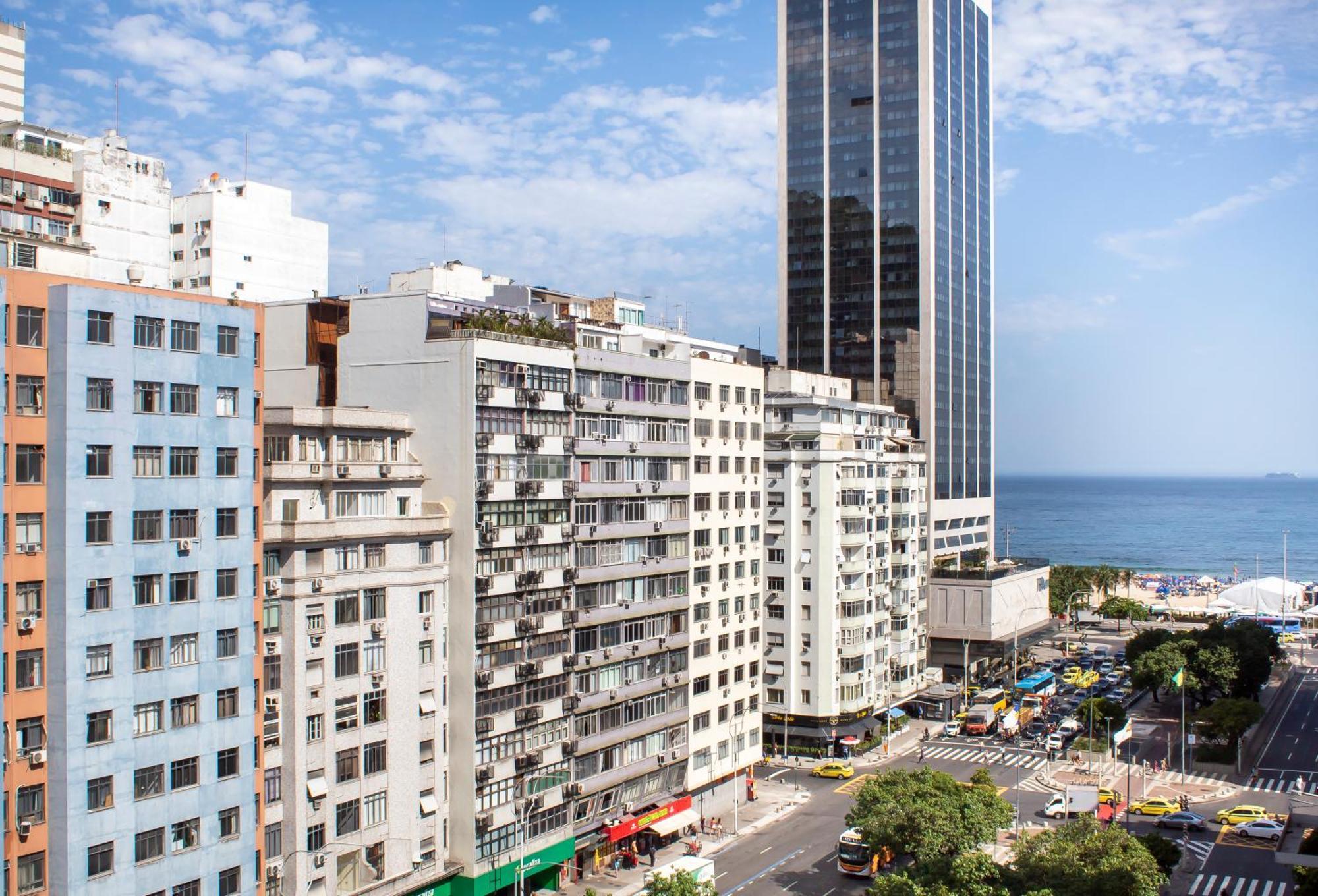 Completo Na De Copacabana 02 Quartos Com Vista Lateral Mar Em Andar Alto, Ar, Wifi , Netflix, Pauloangerami Rmvc18 Appartamento