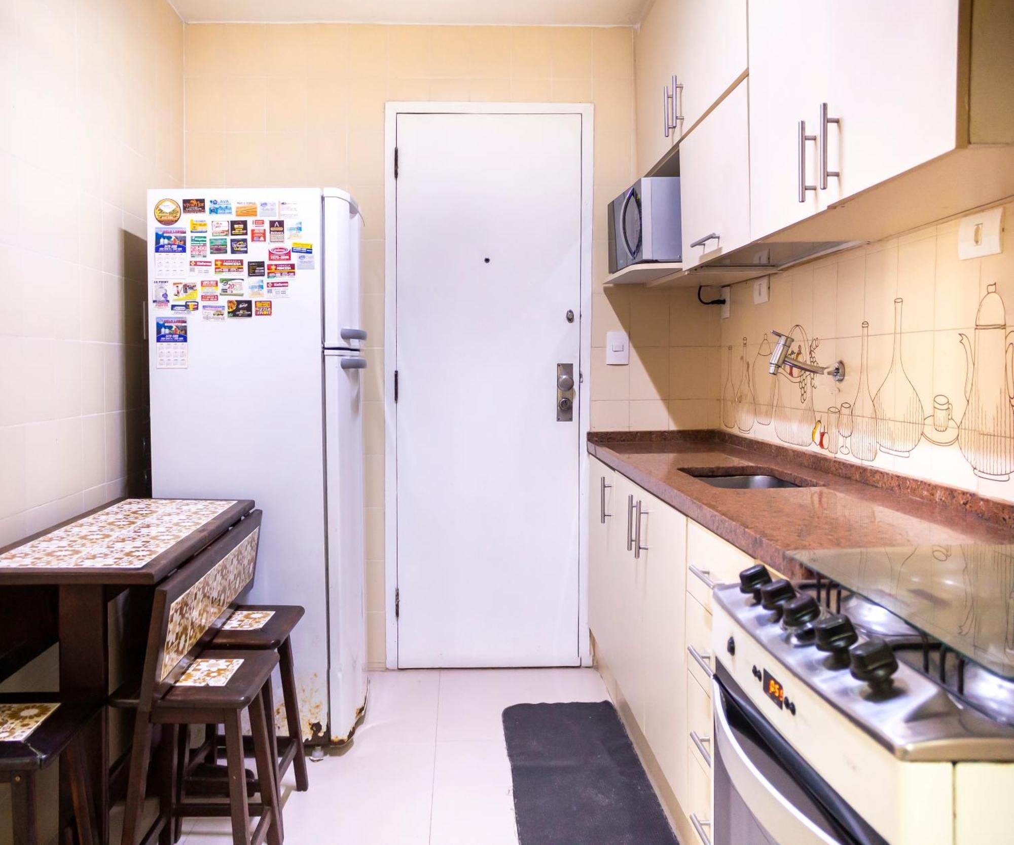 Appartamento Completo Na De Copacabana 02 Quartos Com Vista Lateral Mar Em Andar Alto, Ar, Wifi , Netflix, Pauloangerami Rmvc18 Rio de Janeiro
