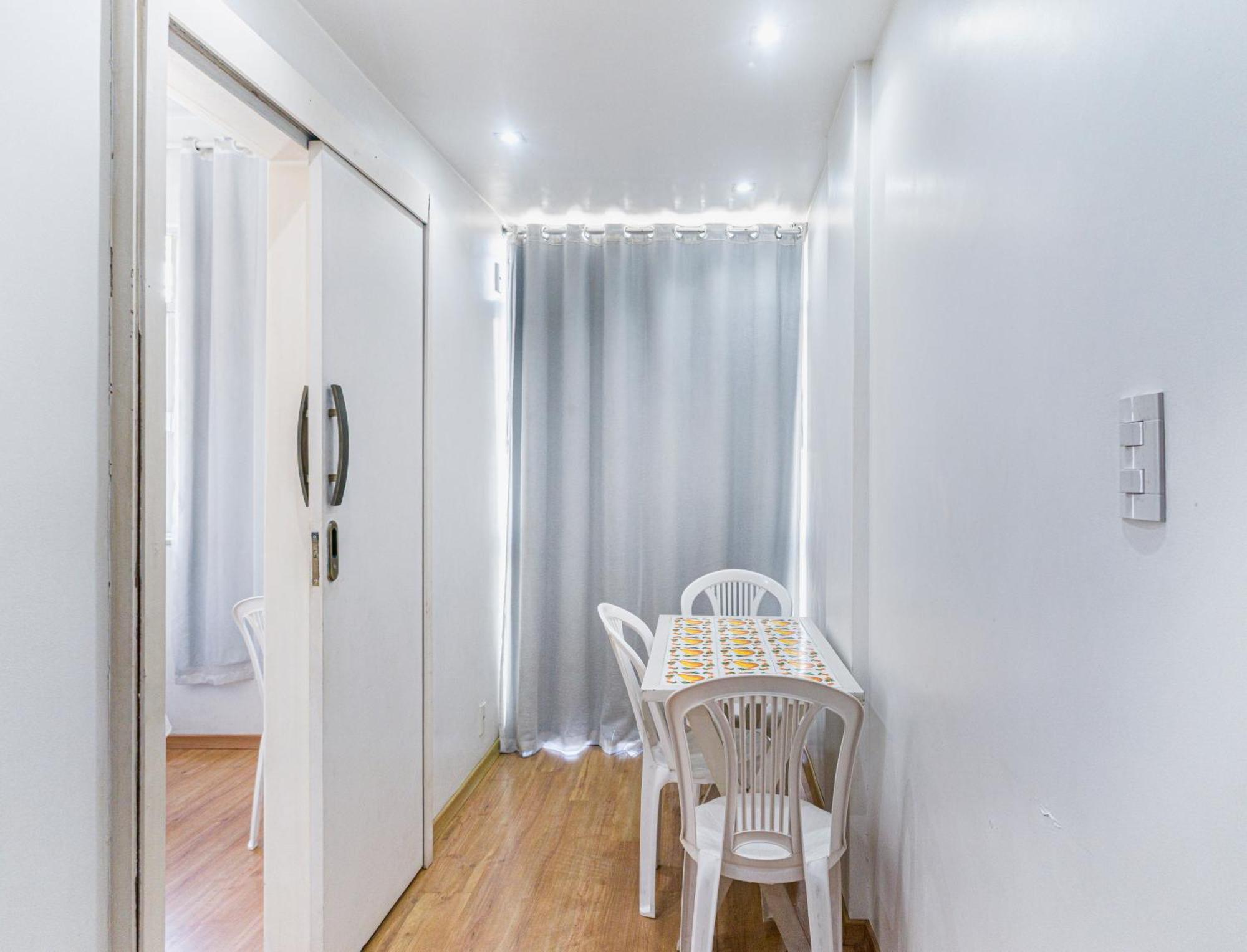 Completo Na De Copacabana 02 Quartos Com Vista Lateral Mar Em Andar Alto, Ar, Wifi , Netflix, Pauloangerami Rmvc18 Appartamento